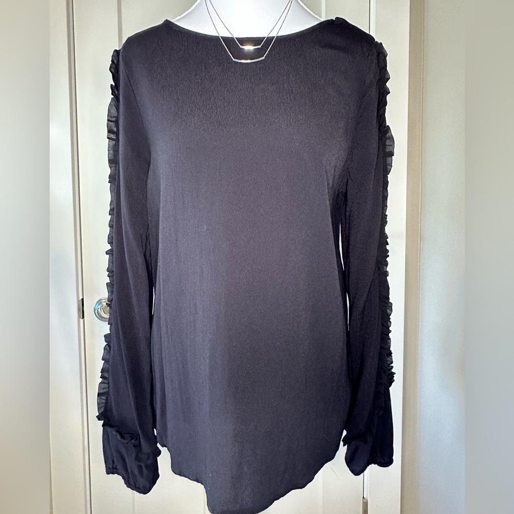 Sanctuary Black Ruffle Sleeve‎ Blouse Medium Long Sleeve Keyhole Back